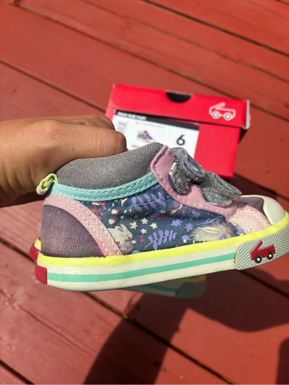 See Kai Run Toddler Purple Floral Velcro Sneakers size 6